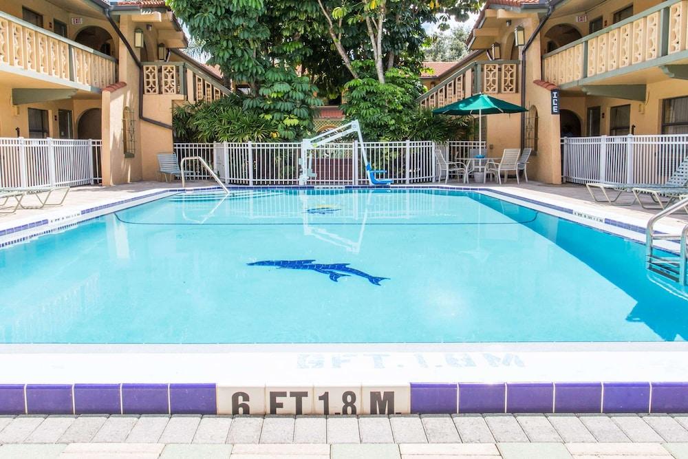 Quality Inn & Suites Altamonte Springs Orlando-North Εξωτερικό φωτογραφία